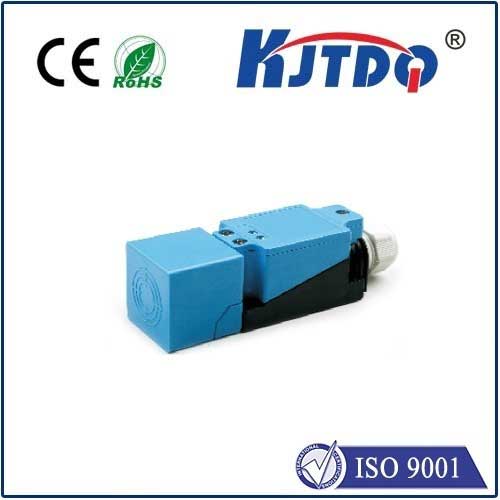 B40埋入式模擬量接近開關